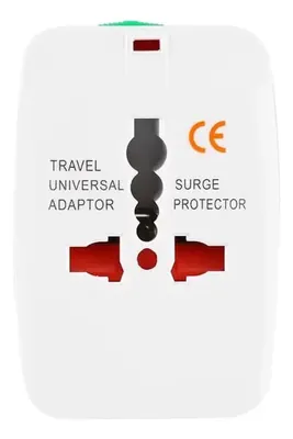 Adaptador y Enchufe Universal con Diferentes Salidas de Corriente