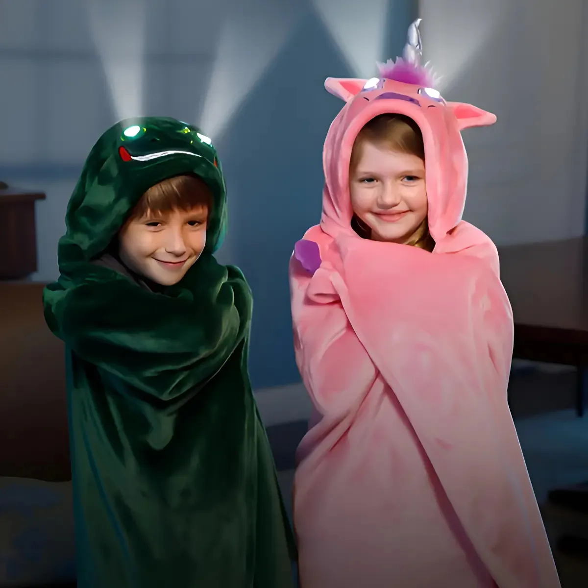 Manta Infantil De Polar Con Capucha Ojos Luminosos | L1122