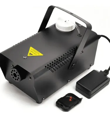 Máquina de Humo 600W con Control Remoto – Color Negro